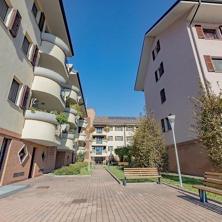 Milan Forum Camelia Guesthouse Assago Εξωτερικό φωτογραφία