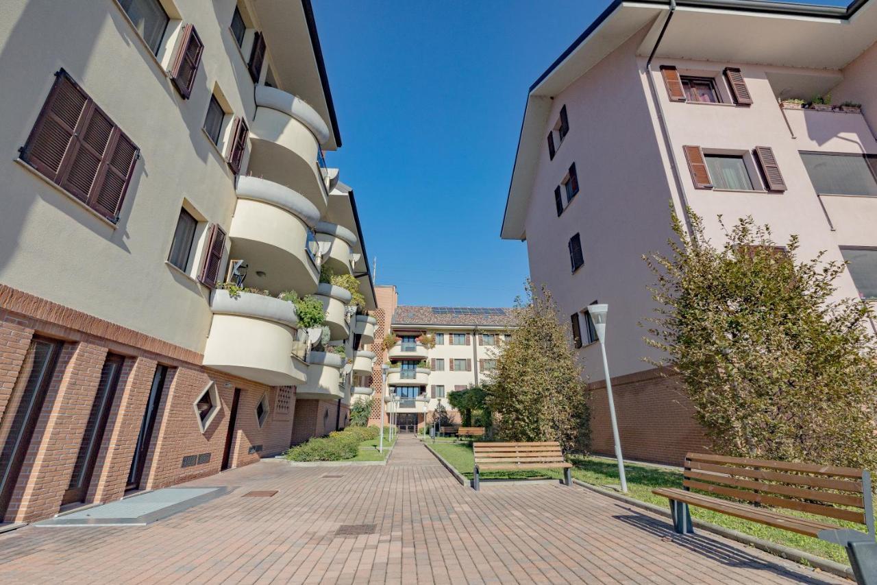 Milan Forum Camelia Guesthouse Assago Εξωτερικό φωτογραφία